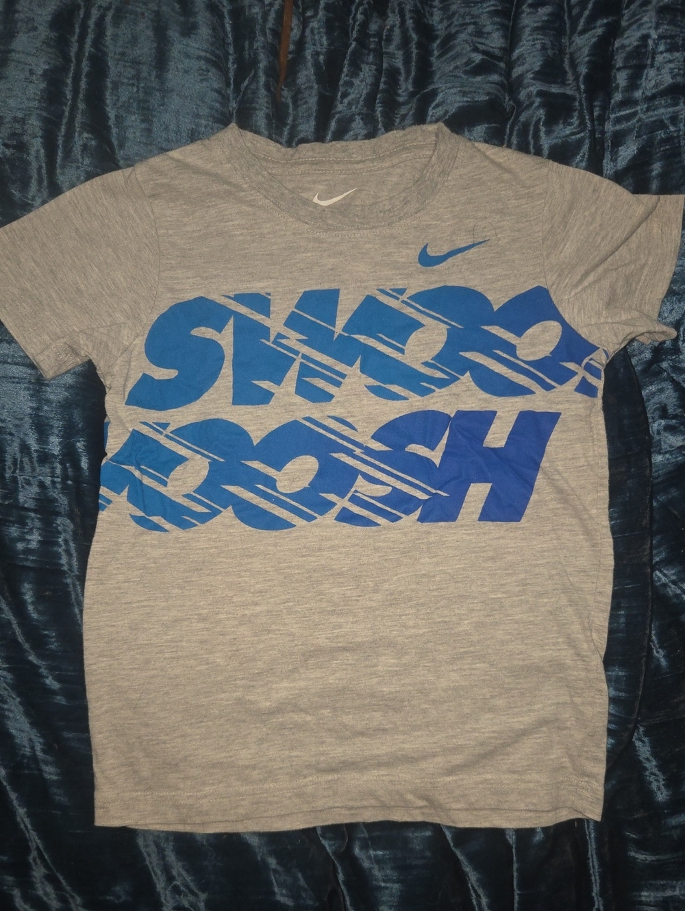 Nike Men's Grey T-Shirt with Blue Graphic Swoosh